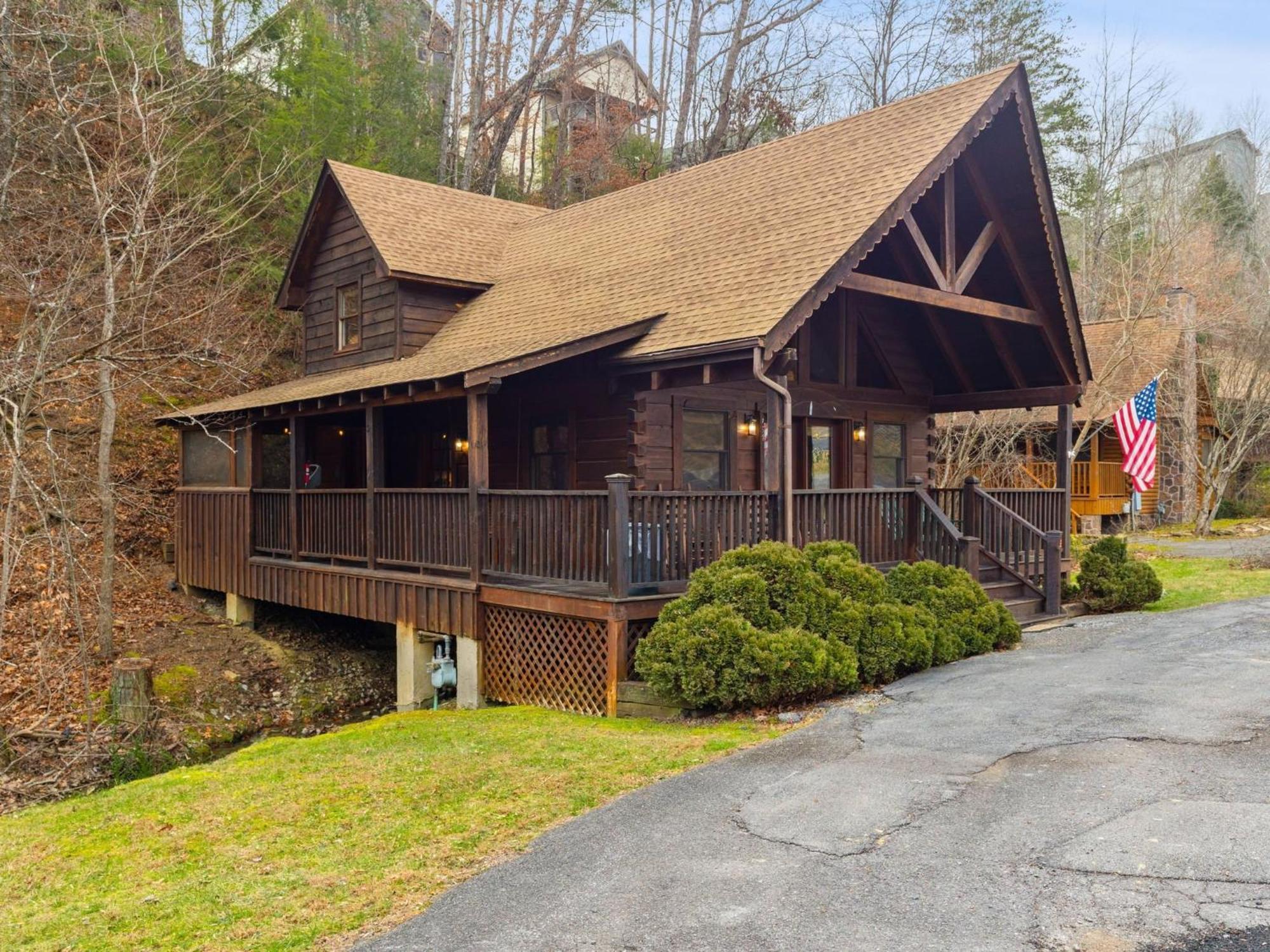 Er40 - The Bear Pause -Great Location,,,Close To All The Action! Cabin Pigeon Forge Kültér fotó